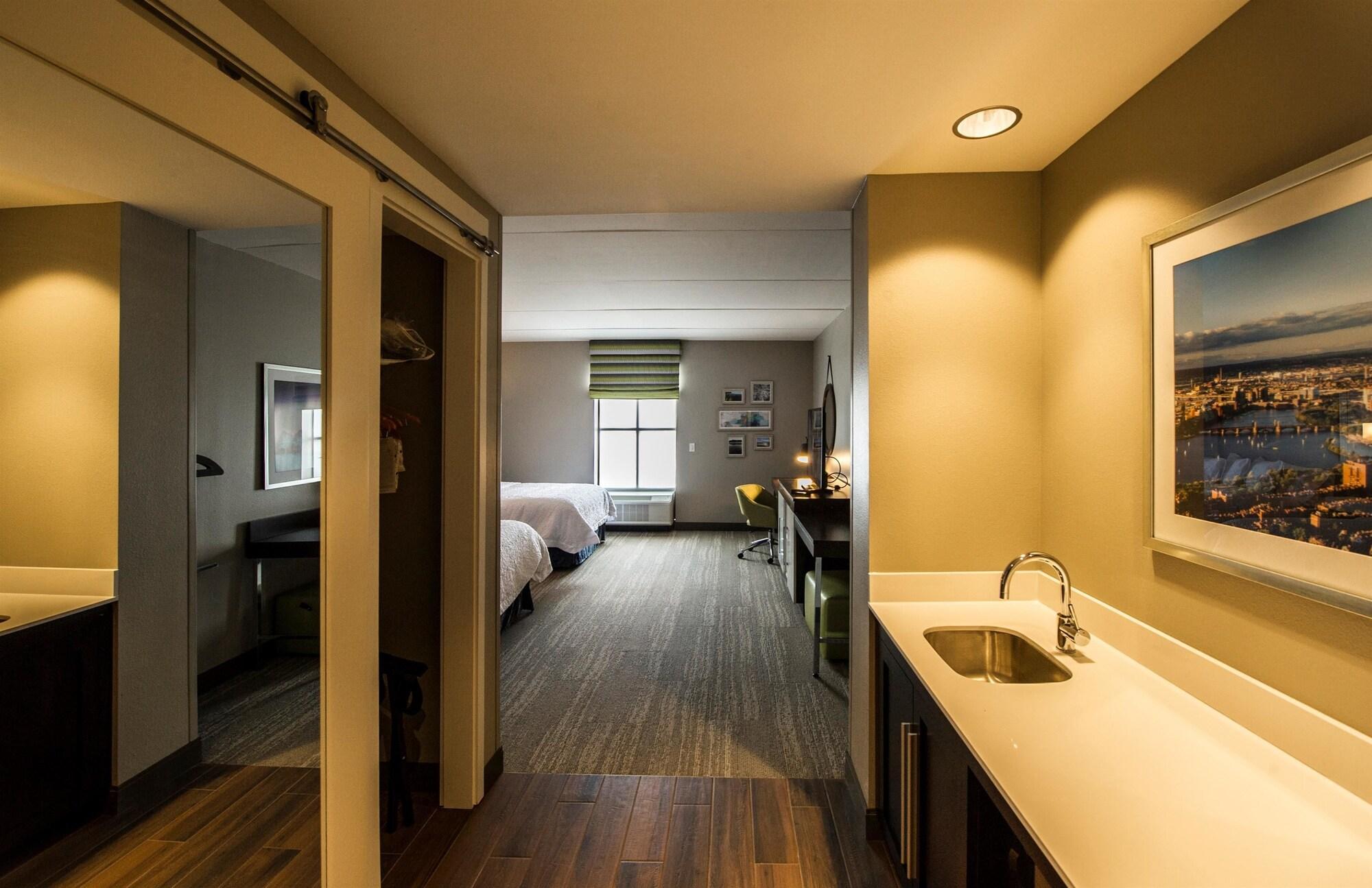 Hampton Inn & Suites/Foxborough/Mansfield Eksteriør billede